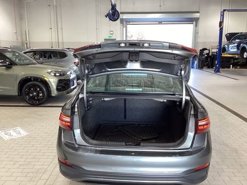 Used 2023 Volkswagen Jetta SE w/ Panoramic Sunroof Package FWD image 14
