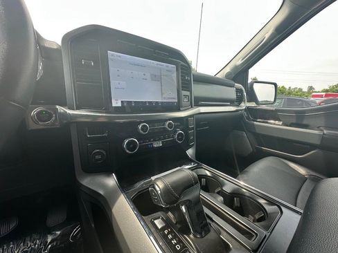 Used 2023 Ford F150 Lariat image 24