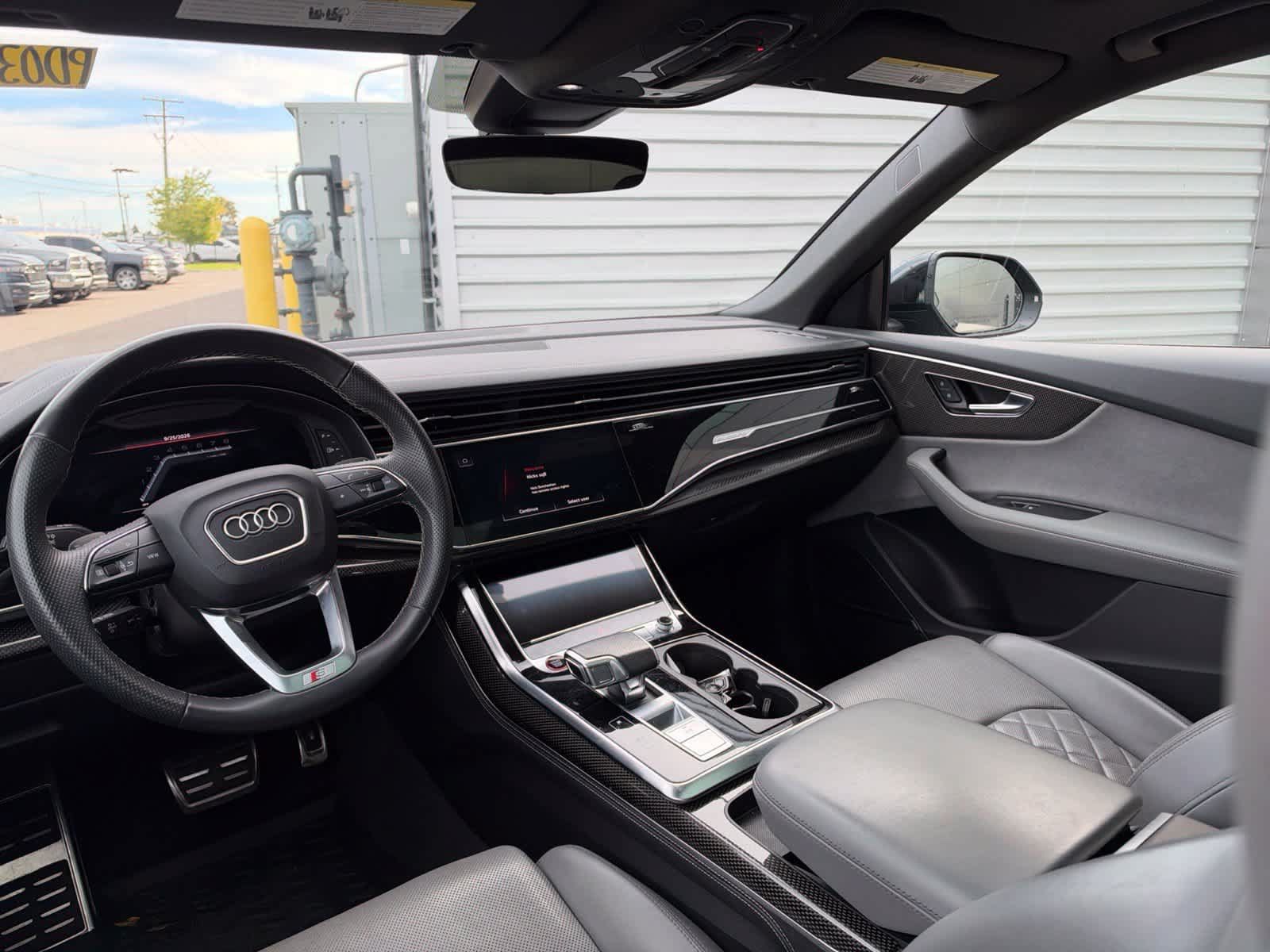 Used 2023 Audi SQ8 Prestige AWD/4WD image 11