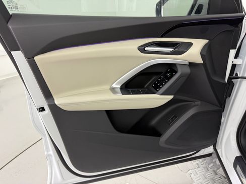 New 2025 Audi Q5 Premium image 25