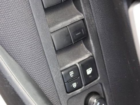 Used 2020 Toyota Corolla LE FWD image 15