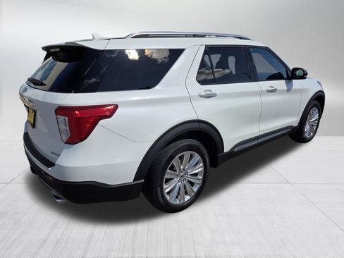 Certified 2023 Ford Explorer Limited w/ Limited Technology Package AWD/4WD image 7