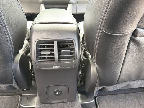 Used 2023 Ford Escape Platinum w/ Premium Technology Package AWD/4WD image 32