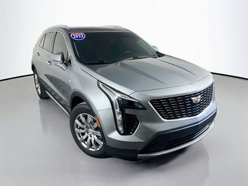 Used 2023 Cadillac XT4 Premium Luxury w/ Enhanced Visibility Package FWD image 2
