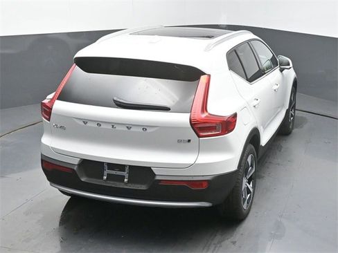 New 2025 Volvo XC40 B5 Plus w/ Protection Package Premier image 49