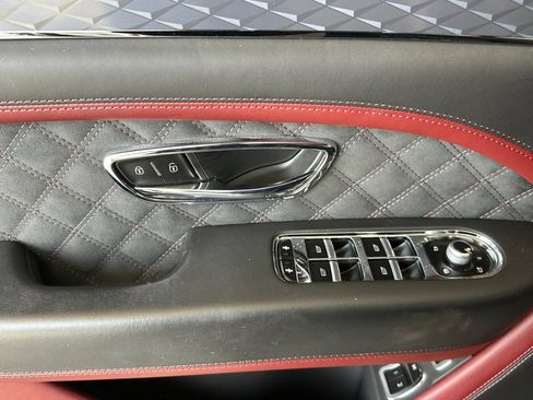 Certified 2022 Bentley Bentayga Speed AWD/4WD image 14