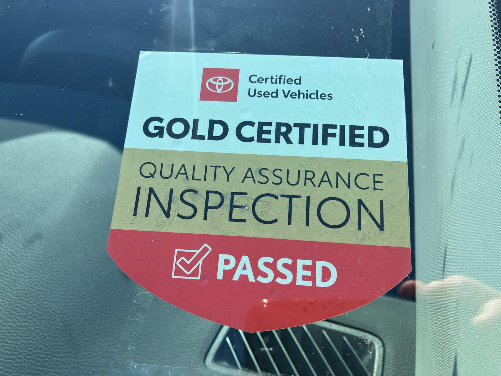 Certified 2025 Toyota RAV4 LE AWD/4WD image 3