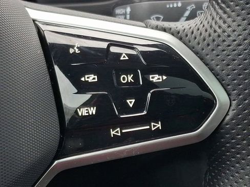 Used 2023 Volkswagen Tiguan SE R-Line AWD/4WD image 22