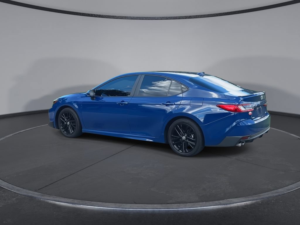 Used 2025 Toyota Camry SE w/ Convenience Package FWD image 6