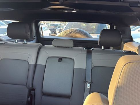 Used 2025 GMC Hummer EV 3X w/ LPO, Sport Package image 46