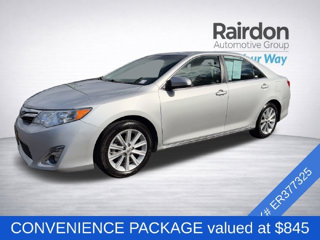Used 2014 Toyota Camry XLE w/ Leather Package FWD image 3