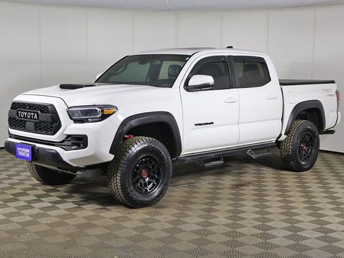Used 2023 Toyota Tacoma TRD Pro AWD/4WD image 10