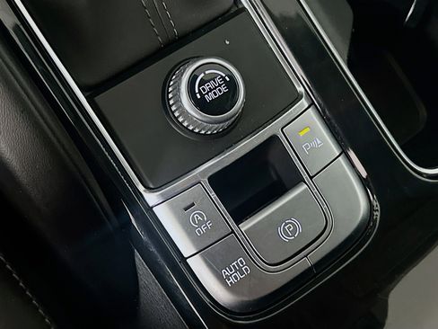 Used 2025 Kia Telluride S image 25