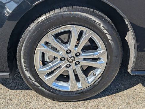 Used 2021 Toyota Sienna XSE w/ XSE Plus Package AWD/4WD image 25