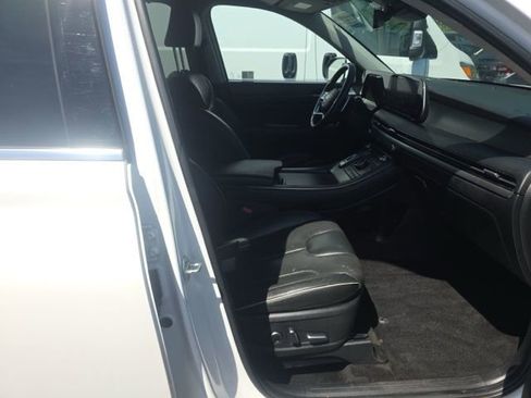 Used 2024 Hyundai Palisade Limited AWD/4WD image 8