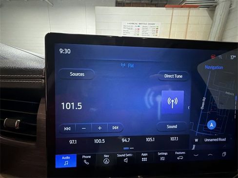 Used 2024 Ford Expedition Max Limited image 16