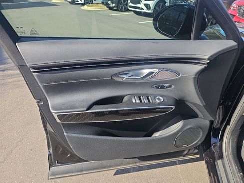 Used 2025 Genesis GV70 3.5T Sport w/ Sport Prestige Package image 11