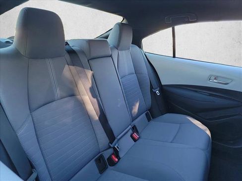 Used 2023 Toyota Corolla SE image 16