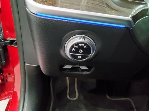 Used 2022 Mercedes-Benz C 300 Sedan image 29