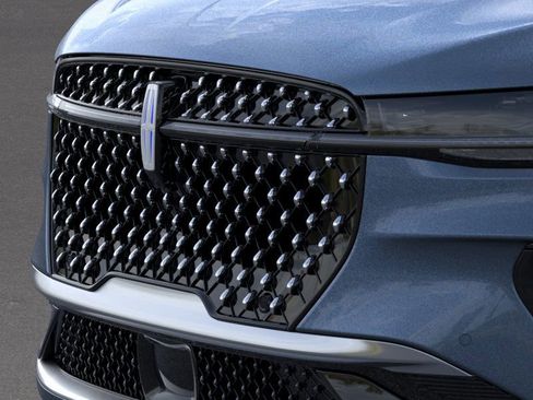 New 2026 Lincoln Nautilus Reserve image 17