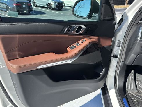 New 2026 BMW X5 xDrive40i w/ Climate Comfort Package image 14