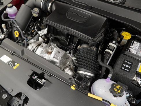 New 2026 Jeep Compass Latitude image 38