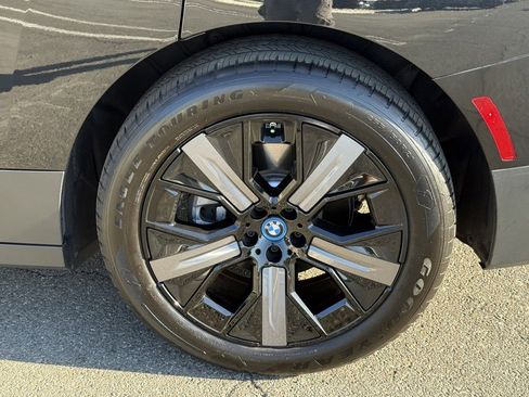 Used 2025 BMW iX xDrive50 w/ Premium Package image 17