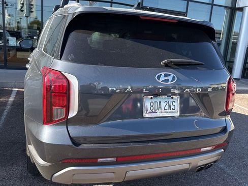 Used 2024 Hyundai Palisade SEL FWD image 8