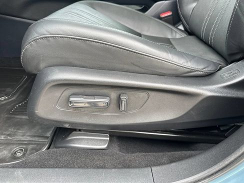 Used 2024 Honda HR-V EX-L image 14