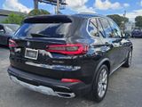 Used 2022 BMW X5 xDrive40i w/ Premium Package image 5