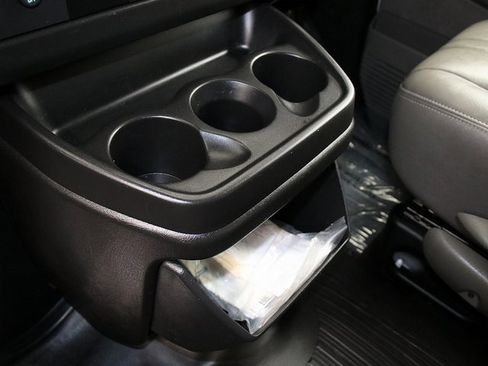 Used 2020 Chevrolet Express 2500 LS w/ Driver Convenience Package image 17