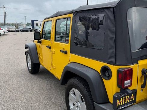 Used 2009 Jeep Wrangler Unlimited X RWD image 55