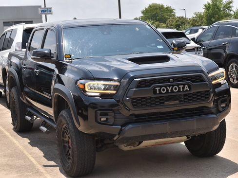 Used 2023 Toyota Tacoma TRD Pro AWD/4WD image 4