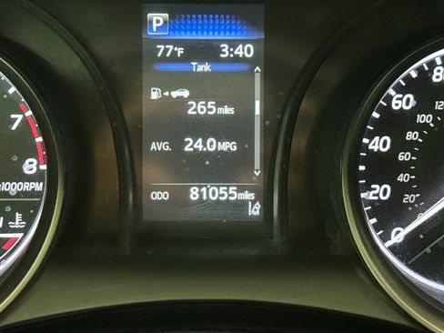Used 2023 Toyota Camry SE FWD image 10
