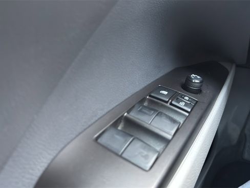 Used 2023 Toyota Camry LE image 18