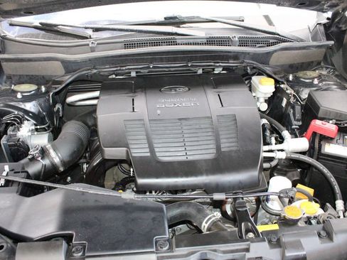 Used 2021 Subaru Forester Premium AWD/4WD image 58
