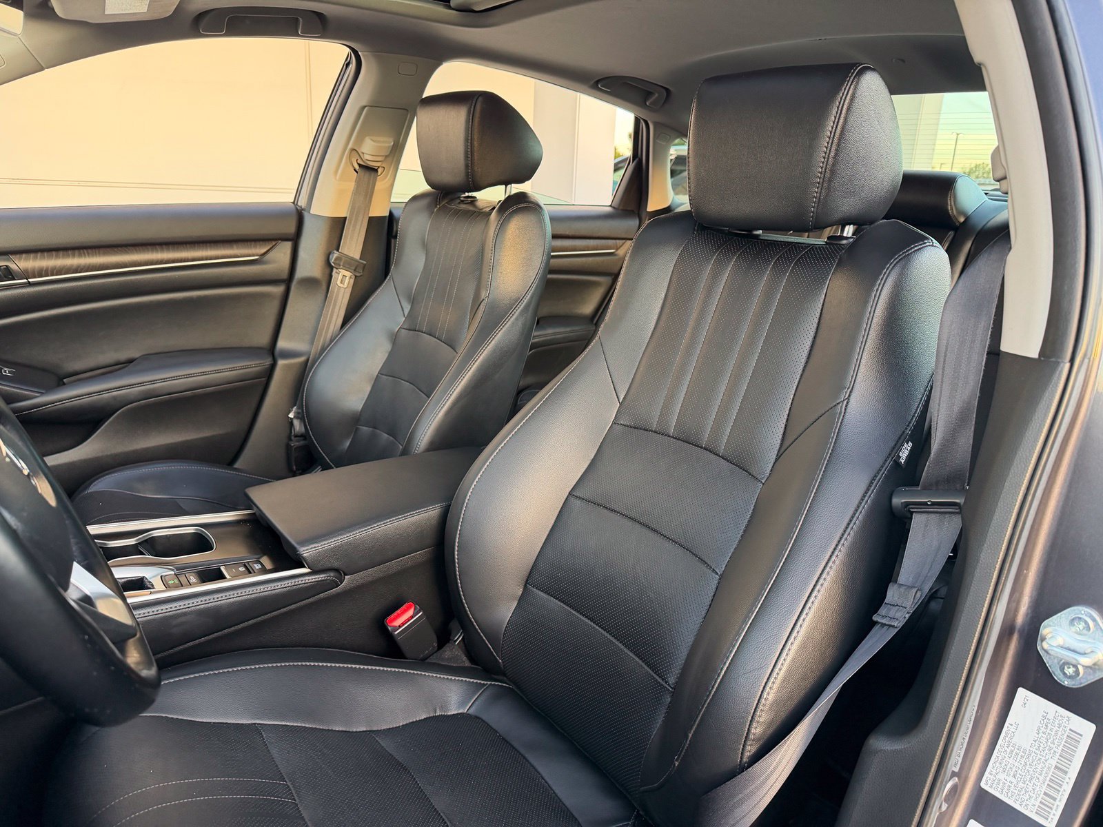 Used 2021 Honda Accord EX-L image 12
