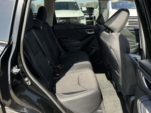 Used 2023 Subaru Forester Premium AWD/4WD image 21
