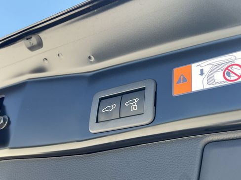 Used 2026 Toyota RAV4 AWD Plug-in Hybrid image 30