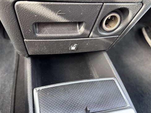 Used 2011 Chevrolet Aveo LT image 15