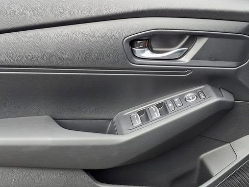 Certified 2025 Honda Accord LX image 13