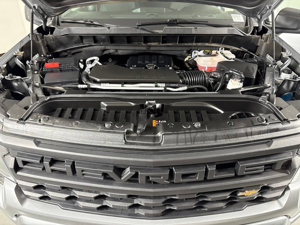 Used 2026 Chevrolet Silverado 1500 Custom AWD/4WD image 43