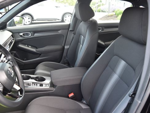 Certified 2025 Honda Civic Sport image 12