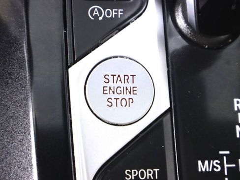 Used 2022 BMW X3 xDrive30i w/ Premium Package image 28