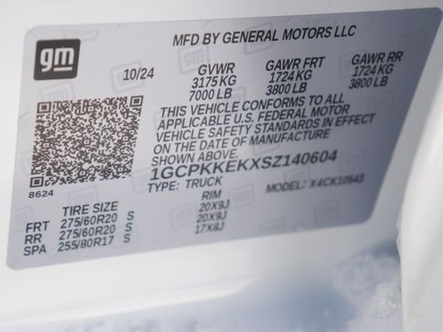 Certified 2025 Chevrolet Silverado 1500 LT image 32