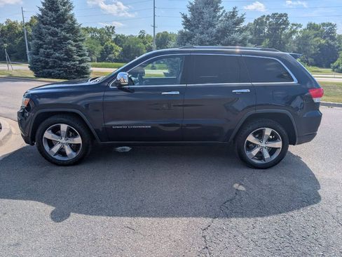 Used 2014 Jeep Grand Cherokee Limited w/ Trailer Tow Group IV AWD/4WD image 6