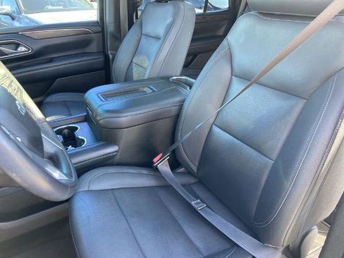 Used 2022 Chevrolet Tahoe Z71 w/ Luxury Package image 15