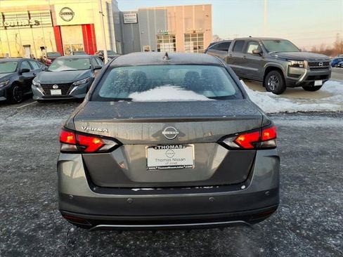 New 2025 Nissan Versa SV w/ Trunk Package image 4