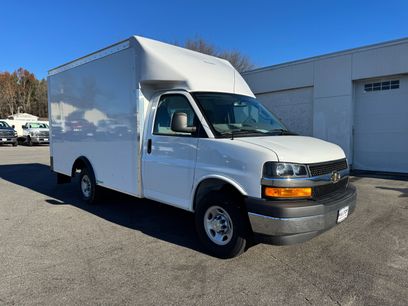 New 2025 Chevrolet Express 3500 w/ Power Convenience Package