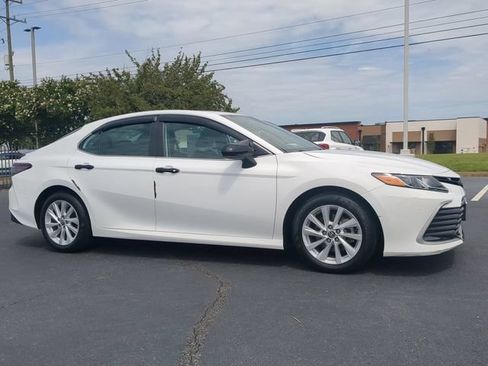 Used 2023 Toyota Camry LE FWD image 2